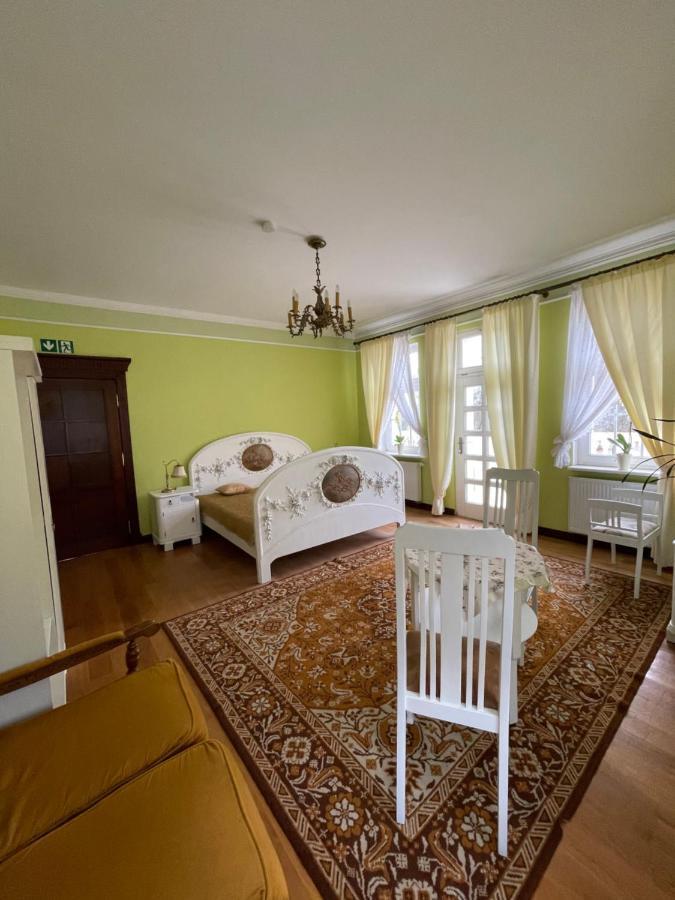 Dworek Katarzynki Kobylnica  Exterior foto