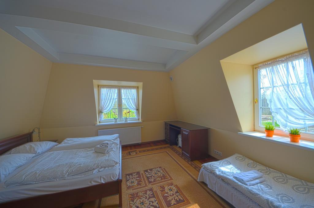 Dworek Katarzynki Kobylnica  Exterior foto
